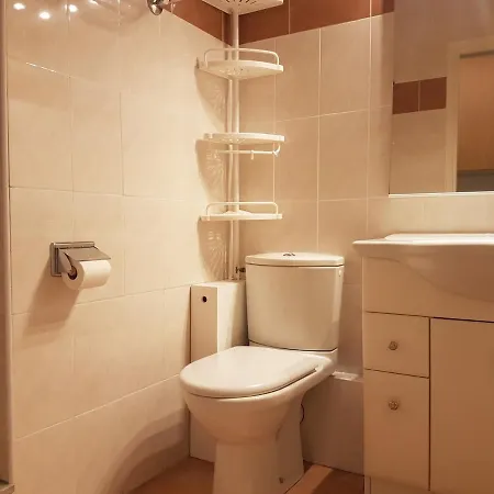 Apartment Climatise 2/3 Pers, Balcon, A 50m De La Et 200m Du Centre-ville De Saint-raphael - Fr-1-466a-49