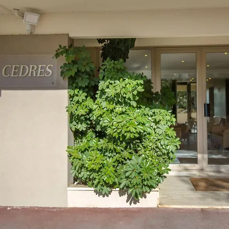 Lejlighed Climatise 2/3 Pers, Balcon, A 50m De La Et 200m Du Centre-ville De Saint-raphael - Fr-1-466a-49 *