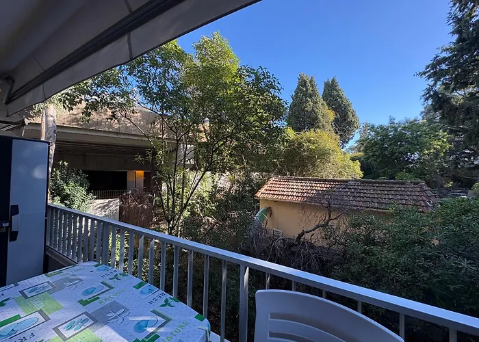 Climatise 2/3 Pers, Balcon, A 50m De La Et 200m Du Centre-ville De Saint-raphael - Fr-1-466a-49